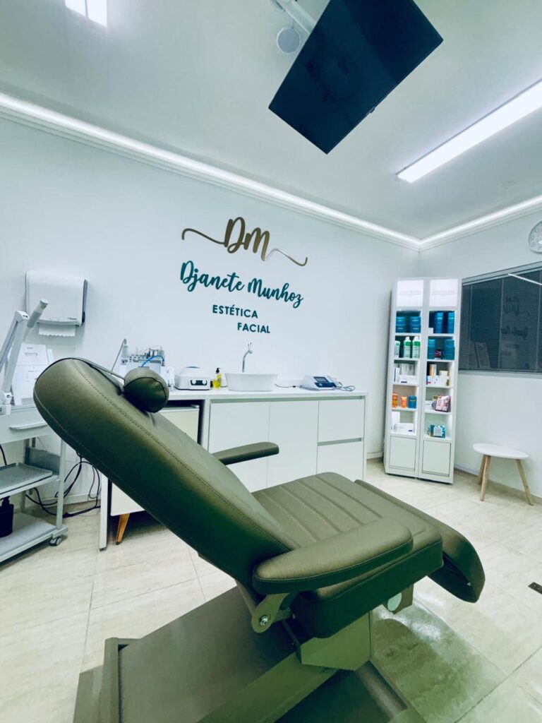 WhatsApp Image 2025-11-06 at 13.20.42 (2)